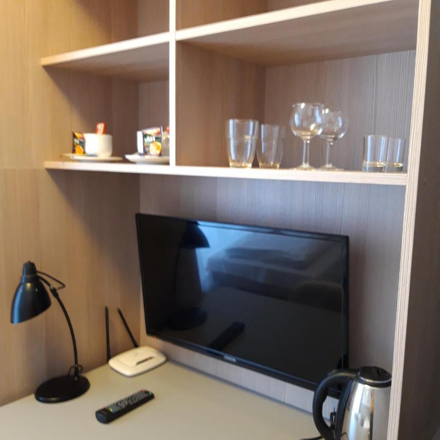 Yaroslav Apartments วอร์ซอ ภายนอก รูปภาพ
