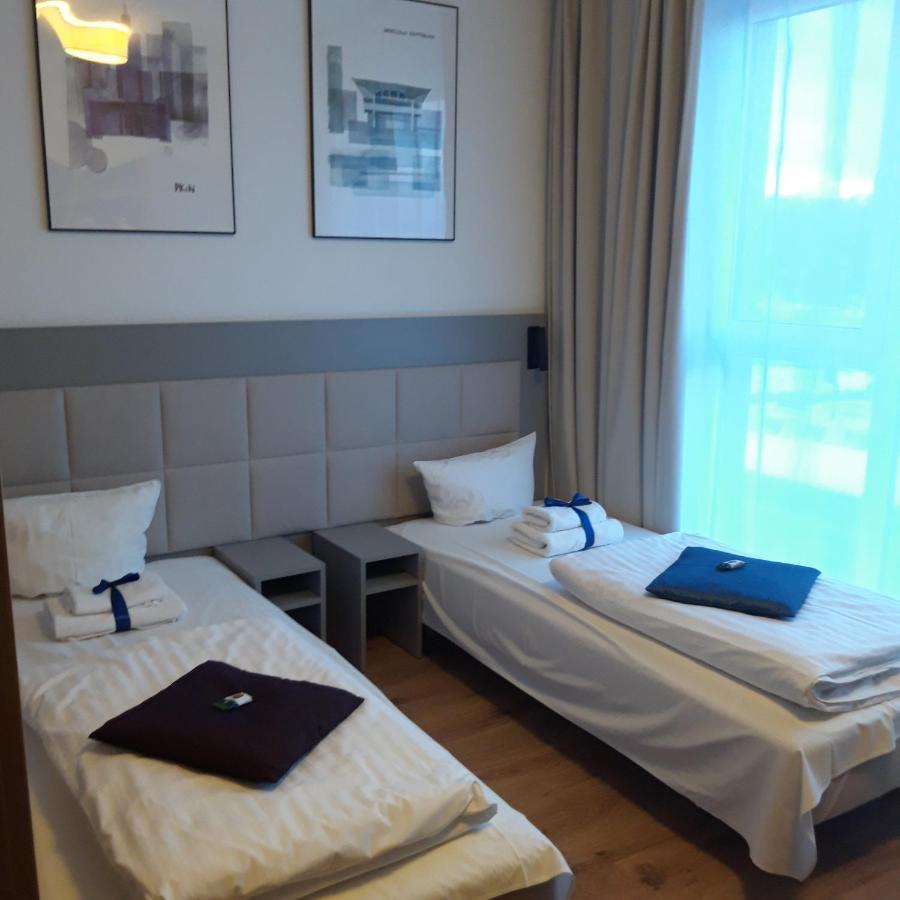 Yaroslav Apartments วอร์ซอ ภายนอก รูปภาพ