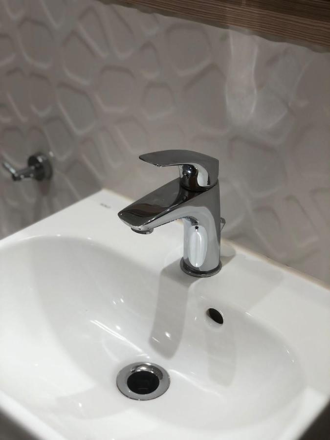 Yaroslav Apartments วอร์ซอ ภายนอก รูปภาพ